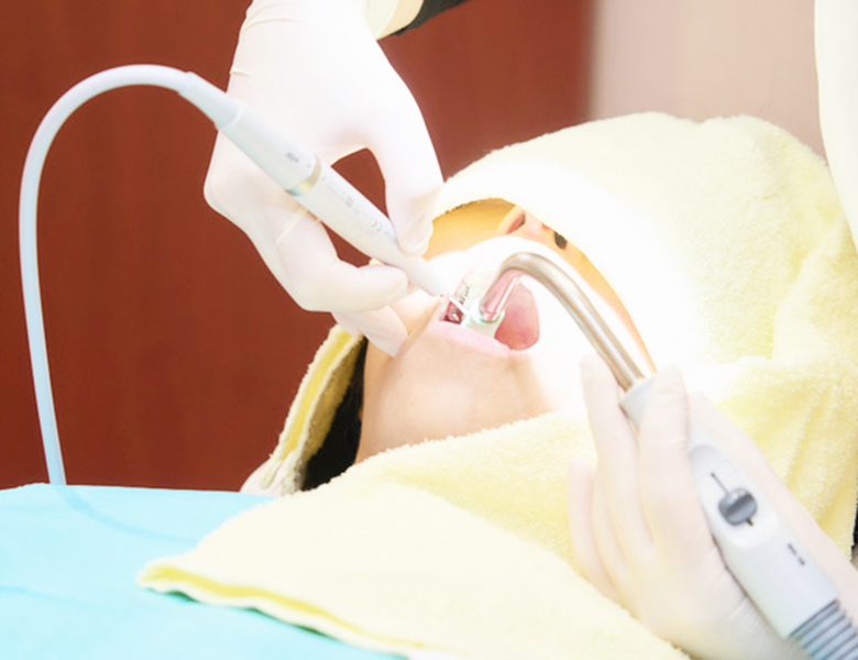 枚方市樟葉の歯医者・各種ホワイトニングはたかぎ歯科クリニック