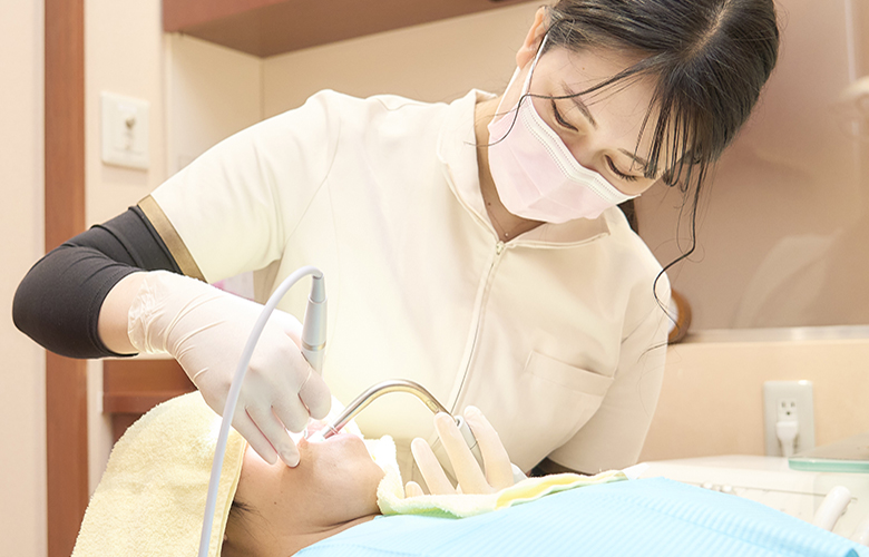 枚方市樟葉の歯医者・各種ホワイトニングはたかぎ歯科クリニック