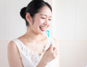 樟葉（くずは）の歯医者、たかぎ歯科クリニックで舌のクリーニングについて解説